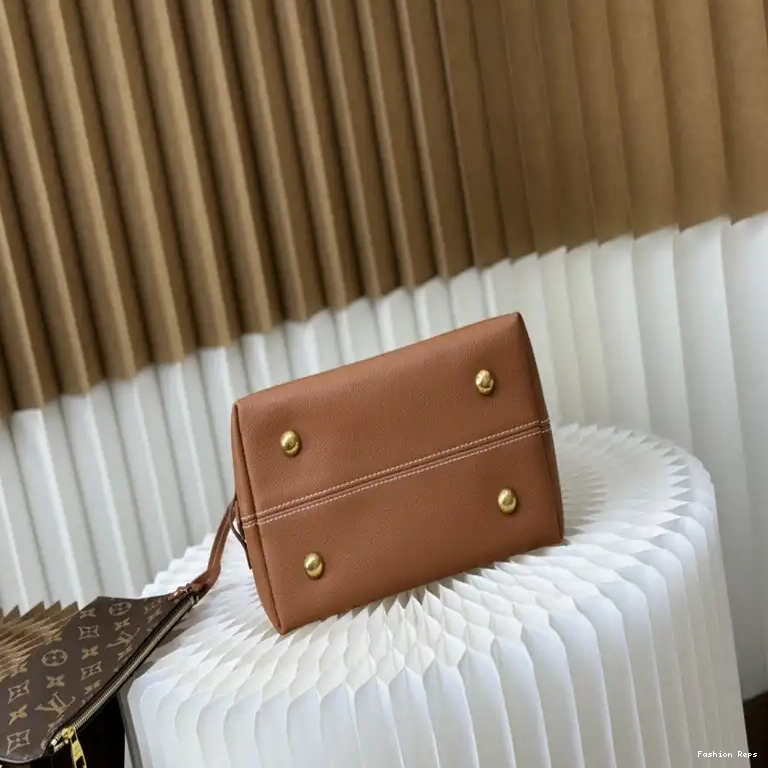 Fashion Reps Bags LV 2408YA0081 0601